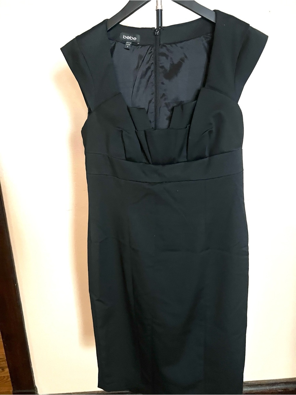 bebe Black Cap-Sleeve Midi Sheath Dress